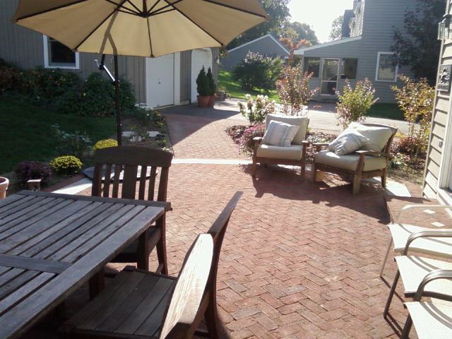 webassets/Cotroneo_s_patio.jpg